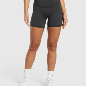 Elevate Shorts